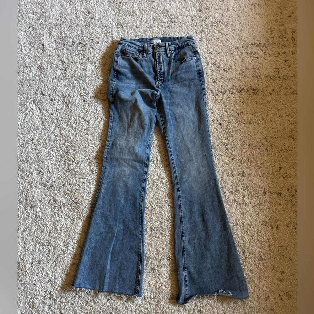 Good American Good Legs Flare Jeans Sz 28 in Indigo 330 Raw Hem - Picture 5 of 10